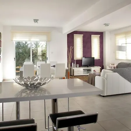 Villa The Ultimate Guide To Renting Your Luxury 3 Bedroom Villa, Protaras 1448 Paralimni