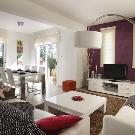 The Ultimate Guide To Renting Your Luxury 3 Bedroom Villa, Protaras 1448 Villa